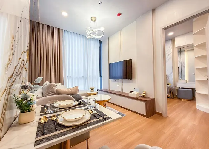 Luxury In Of Siam Paragon World