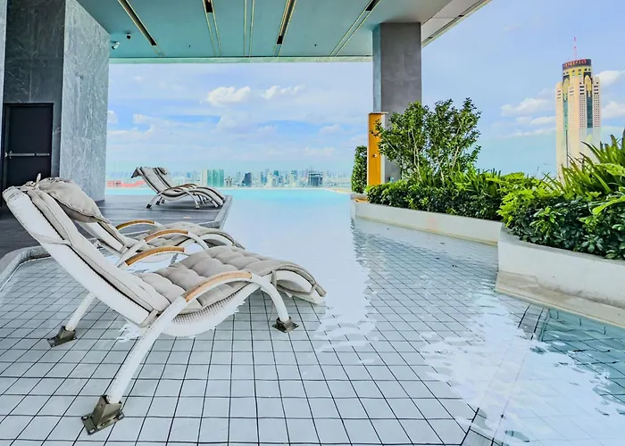 Luxury In Of Siam Paragon World